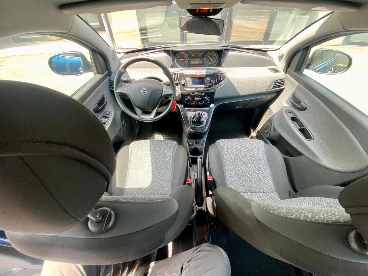Lancia Ypsilon Hybrid Platino GARANZIA -VARIE UNITA'