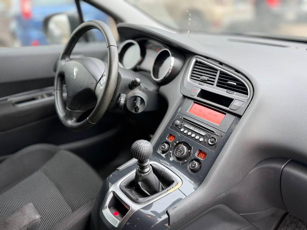 Peugeot 5008 1.6 thp 16v Active (tecno) 156cv