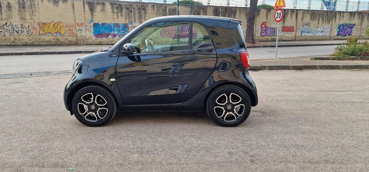 Smart ForTwo 90 0.9 Turbo twinamic Prime AUTOMATICA. FINANZIAMENTI ANCHE SENZA BUSTA PAGA