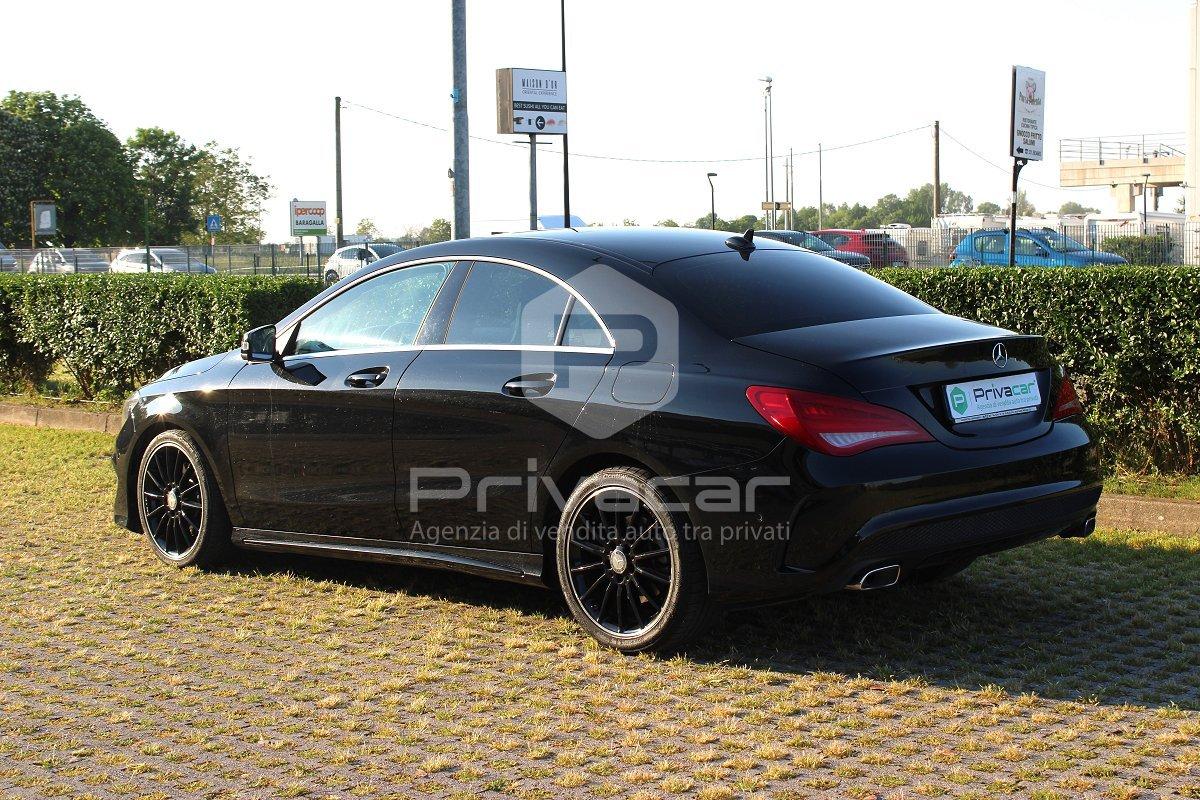 MERCEDES CLA 220 d Automatic Premium Dark Night