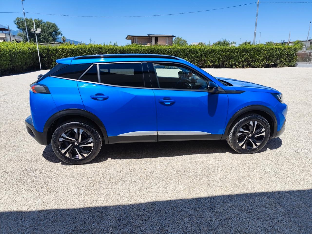 Peugeot 2008 BlueHDi 130 S&S EAT8 Allure
