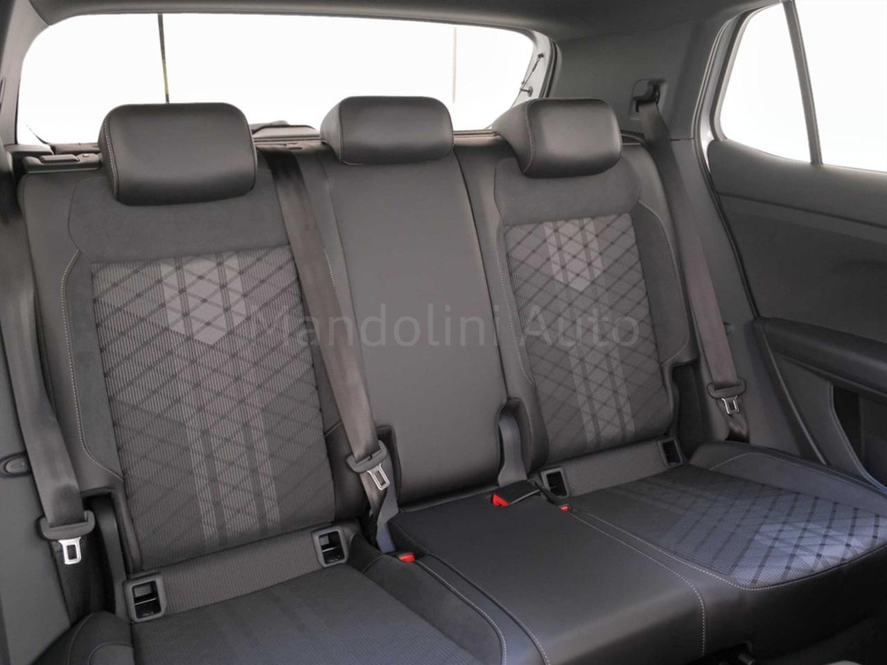 Volkswagen T-Cross 1.0 tsi 115cv r-line