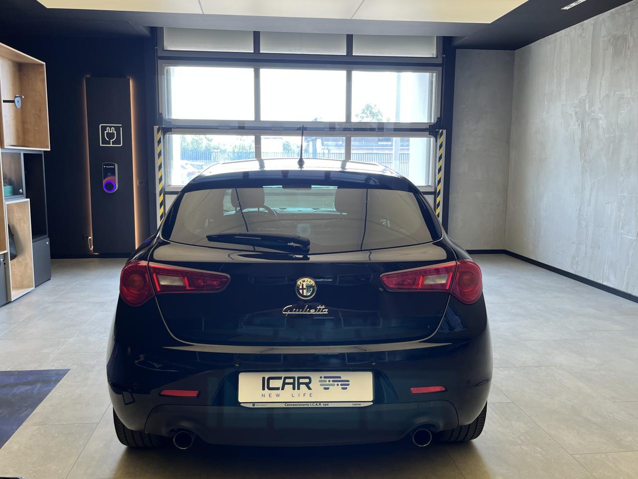 ALFA ROMEO Giulietta III - Giulietta 2.0 jtdm(2) Distinctive 140cv