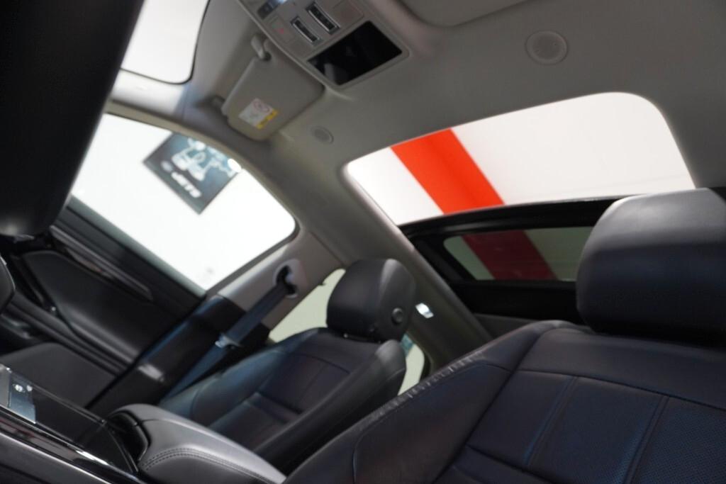 LAND ROVER RANGE ROVER EVOQUE 2.0D I4 AUTO AWD S ( FARI LED - TETTO PANORAMICO APR. - ADAPTIVE CRUISE - PELLE - AMBIENT LIGHTS - HEAD-UP DISPLAY - NAVI - MIRROR - PDC - TELECAMERA POST. - CERCHI 18 )