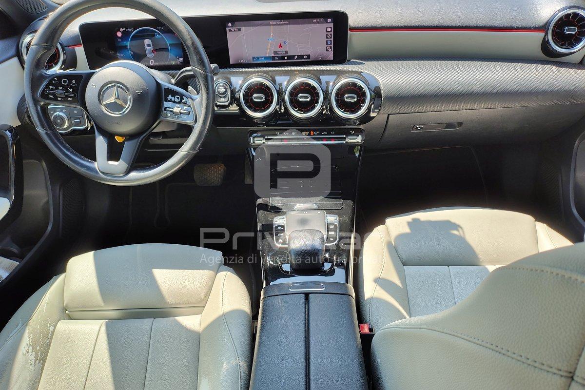 MERCEDES A 180 d Automatic Business Extra