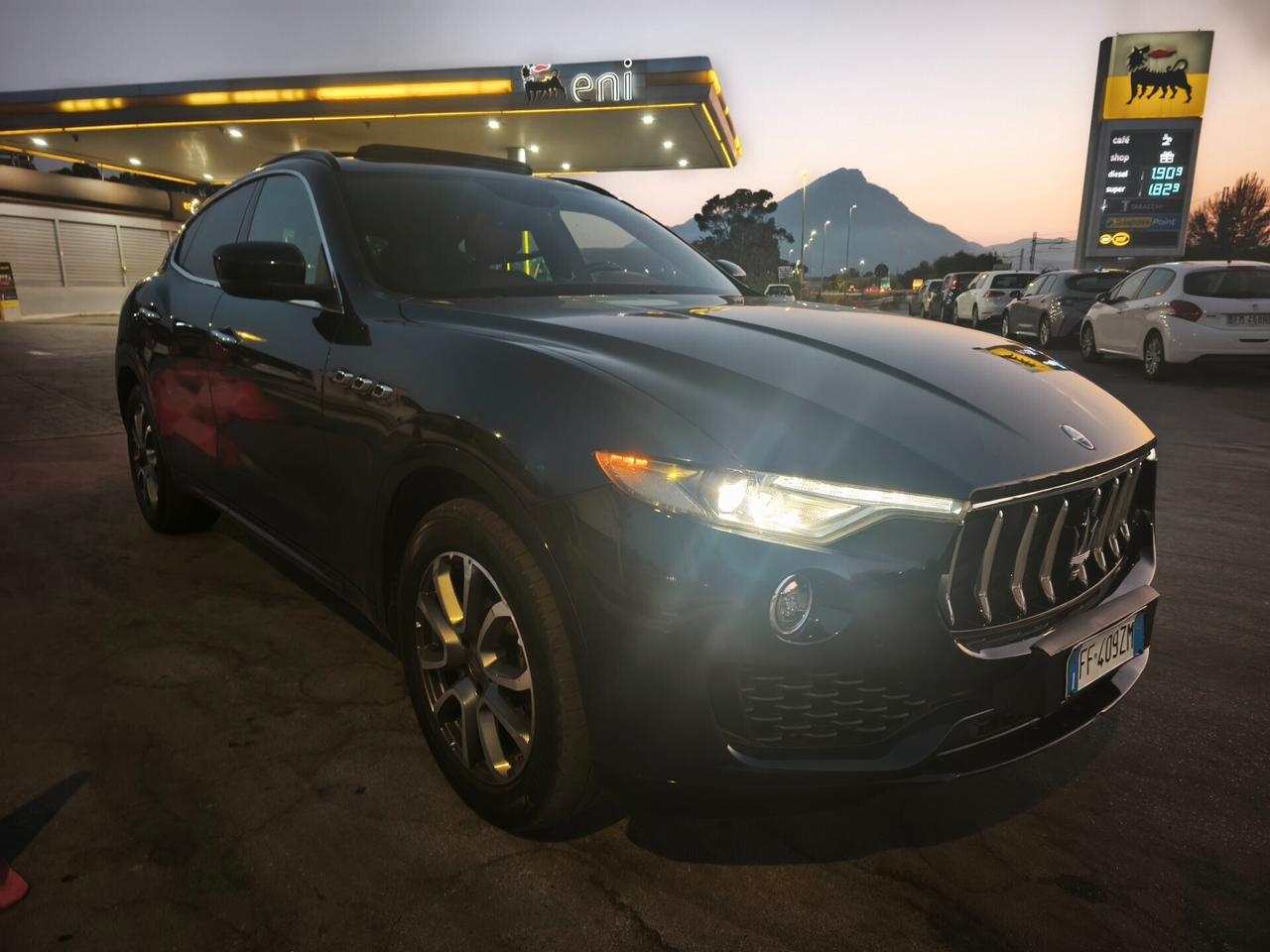 Maserati Levante 3.0d Q4 Tetto No Super Bollo