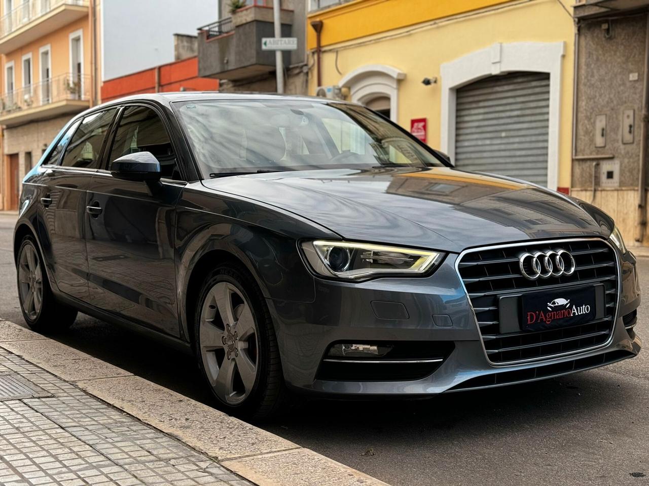 AUDI A3 1.6 105HP TDI S-TRONIC BUSINESS - 2014