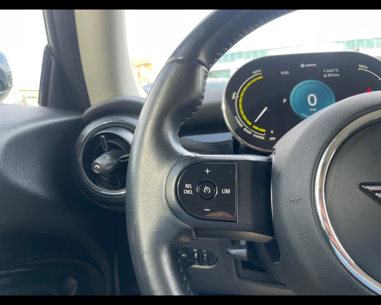 MINI Mini Full El. (F56) - Mini Cooper SE Classic