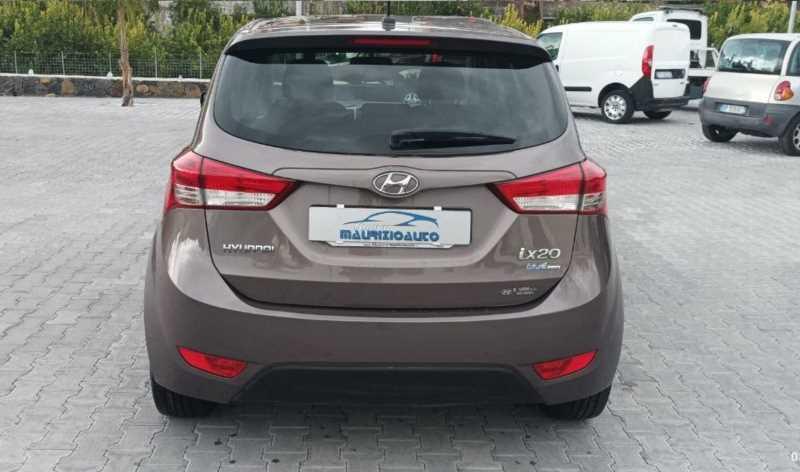 hyundai ix20 1.4 CRDi MT blue (90 cv)