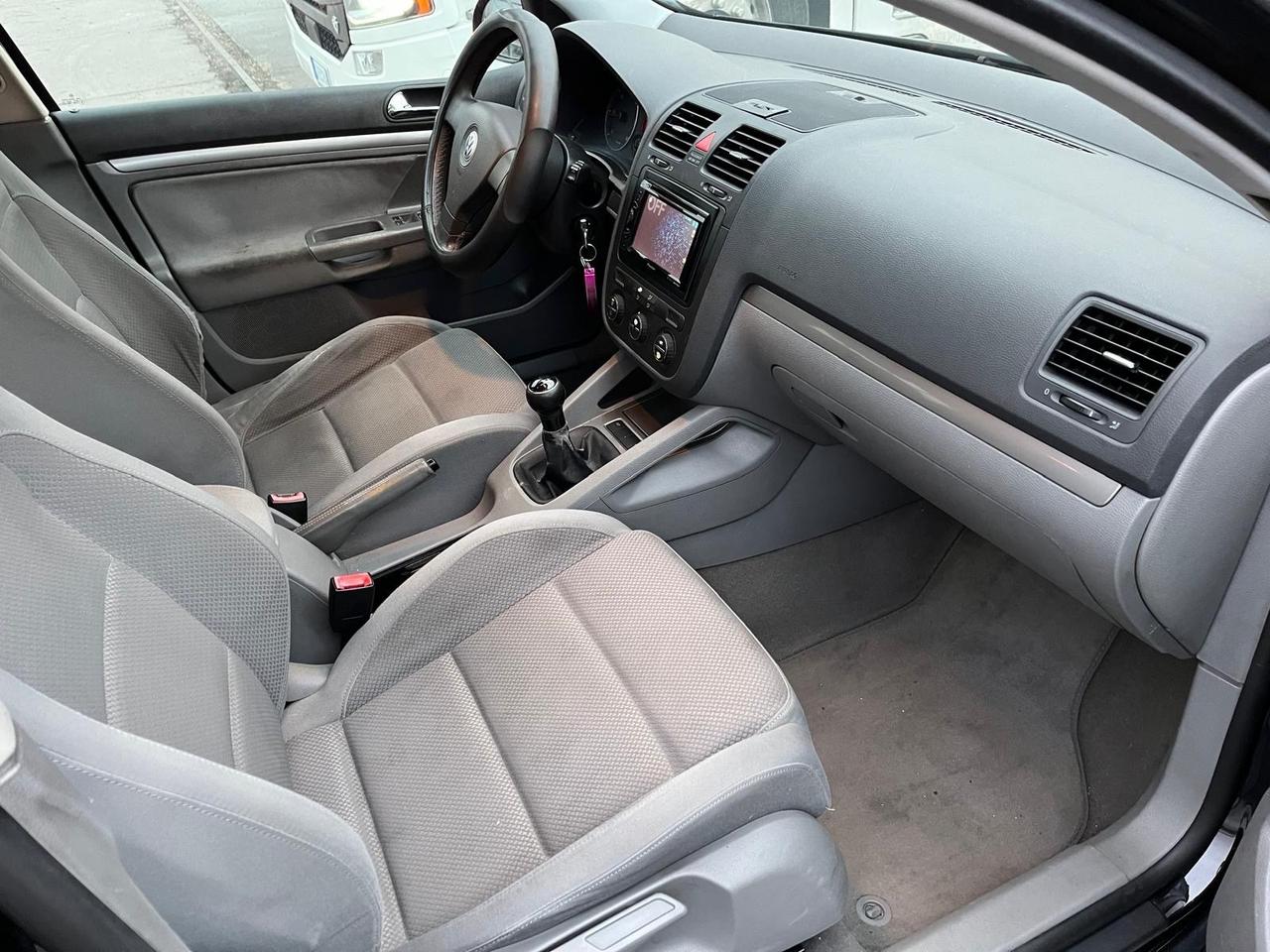 Volkswagen Golf 2.0 16V TDI Comfortline