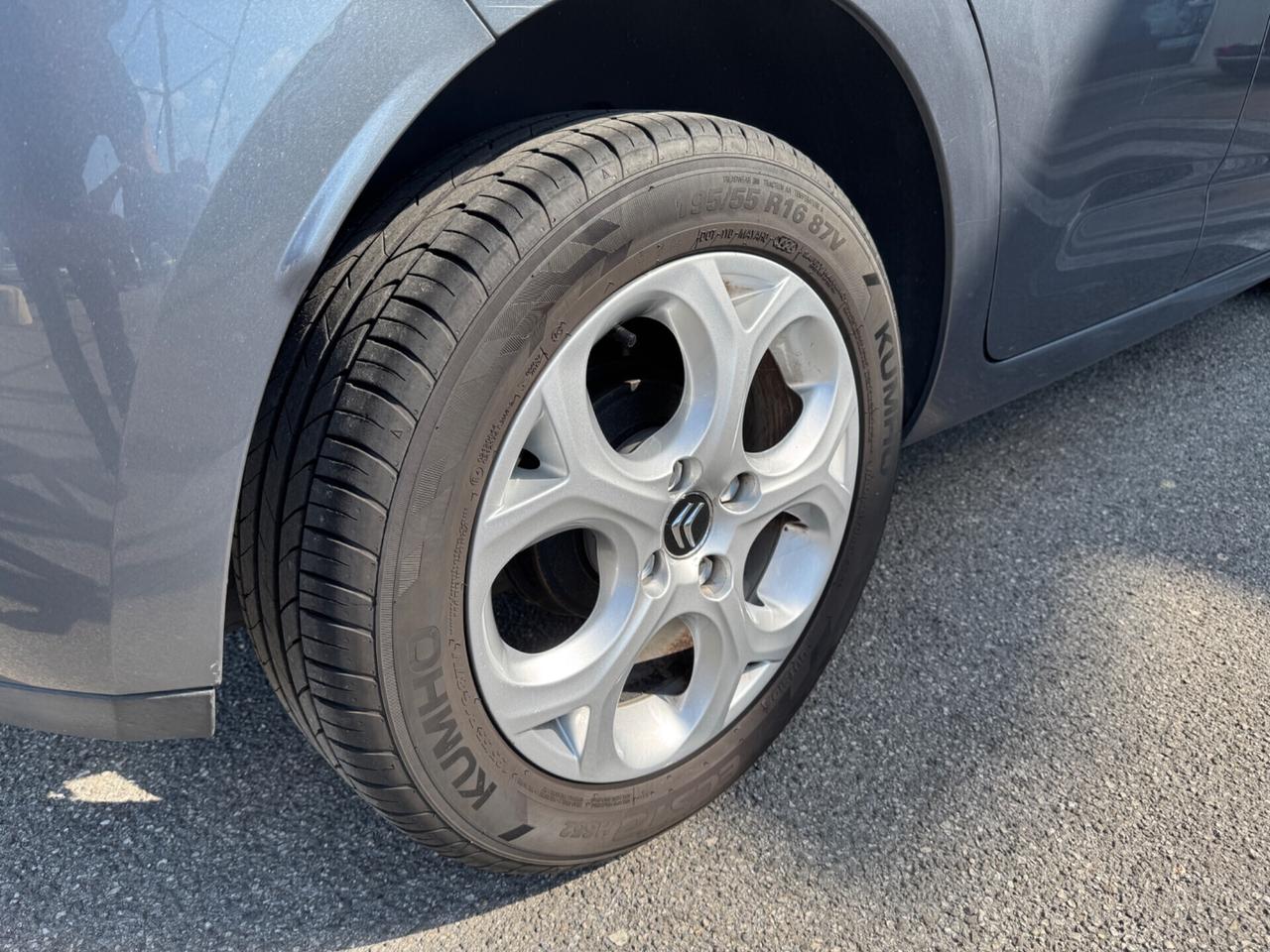 Citroen C3 1.4 Exclusive Style