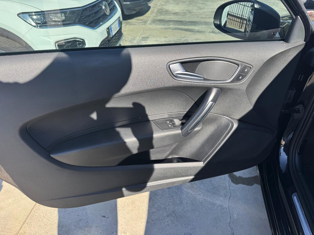 AUDI A1 1.6TDI AMBITION/MMI