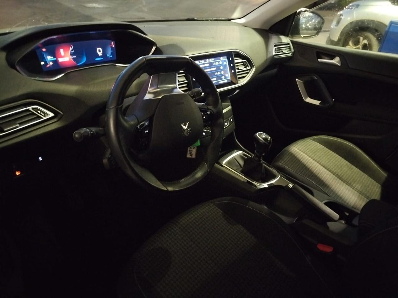 Peugeot 308 BlueHDi 130 S&S SW Active Pack