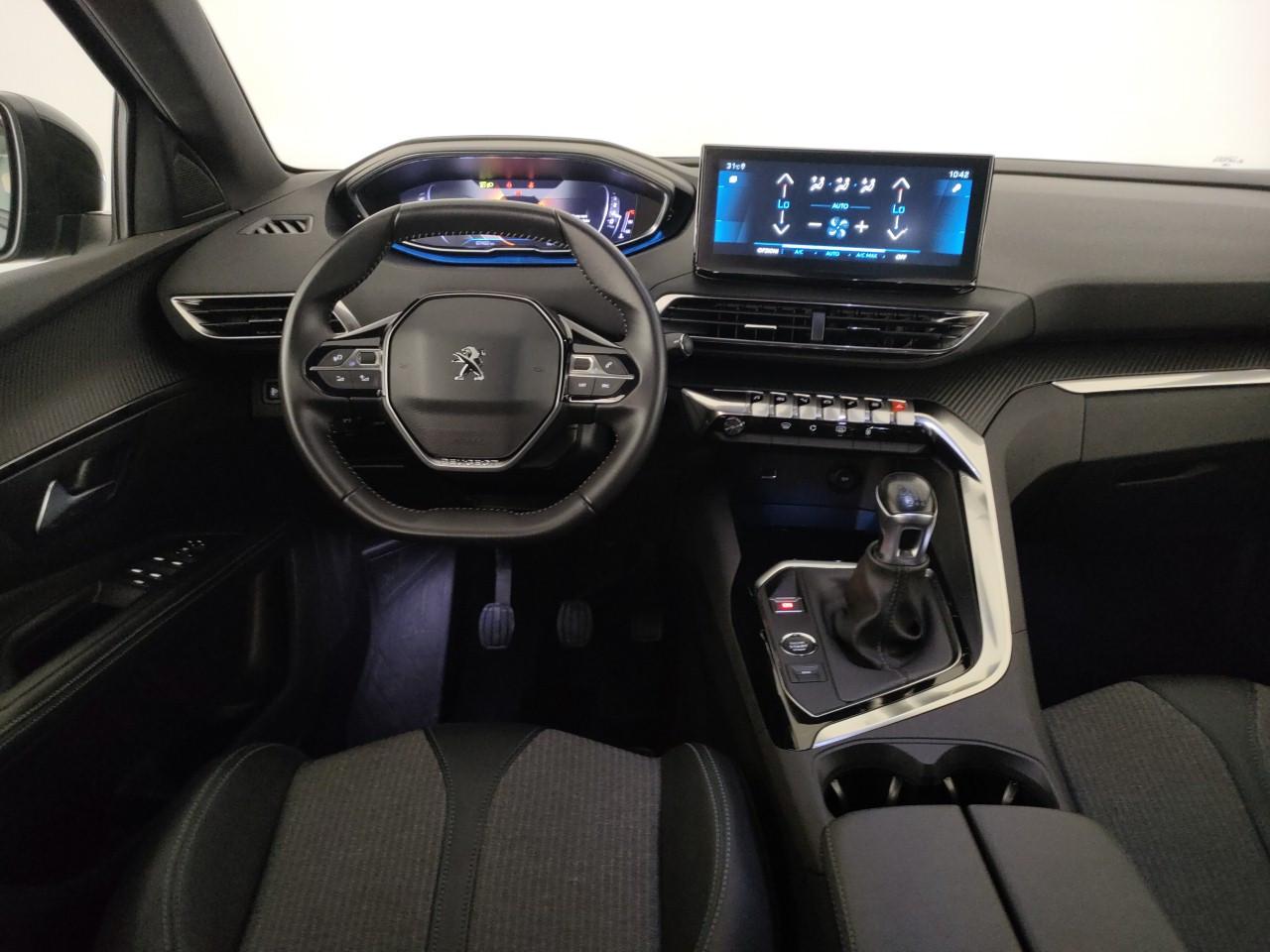 PEUGEOT 5008 1.2 puretech t Allure Pack 130cv (7 Posti)