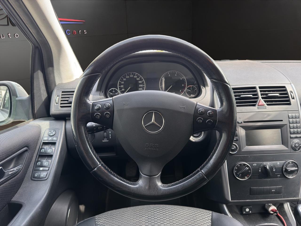 Mercedes-benz A 170 BlueEfficiency Elegance Berlina