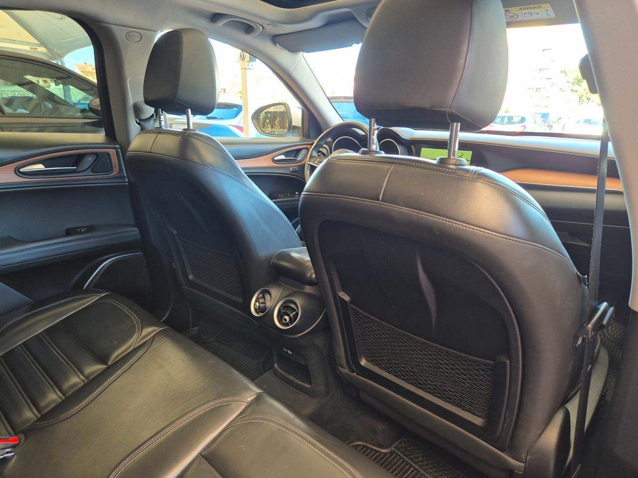 Alfa Romeo Stelvio 2.2 Turbodiesel 210 CV AT8 Q4 Super