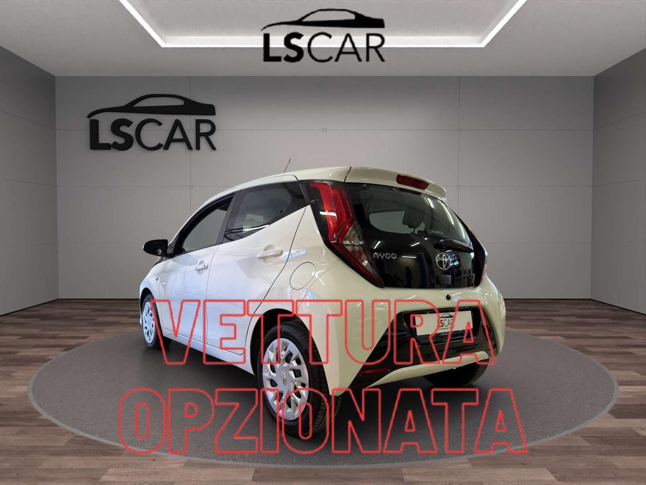 Toyota Aygo Connect 5p 1.0 x-business 72cv - Unipro - Promo Finanziamento