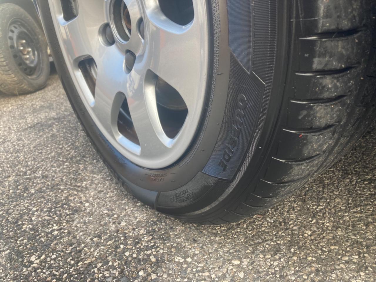 AUDI A4 BERLINA (DA VETRINA) PROPRIETARIO UNICO