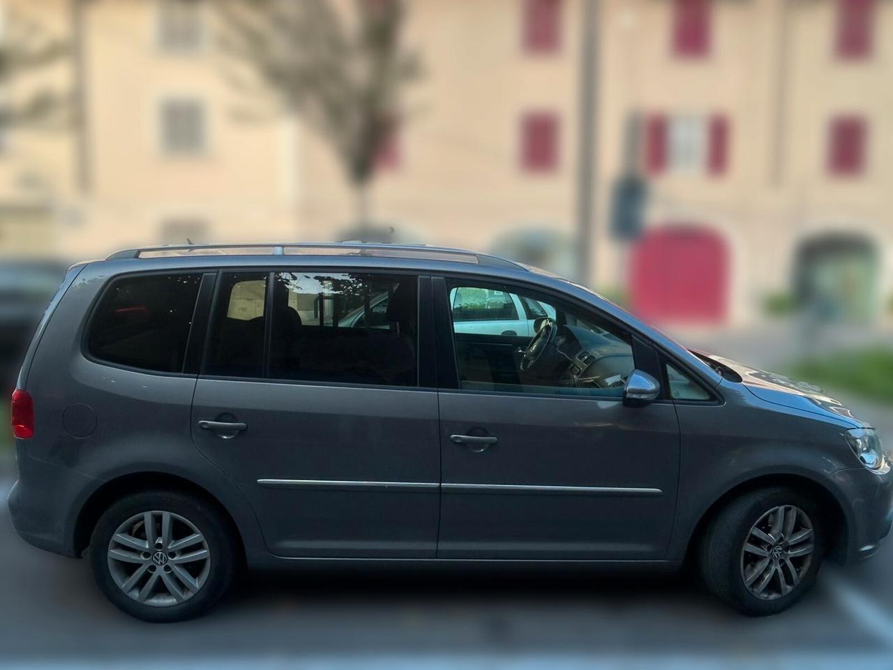 Volkswagen Touran 2.0 tdi Highline - ANCHE PER NEOPATENTATI