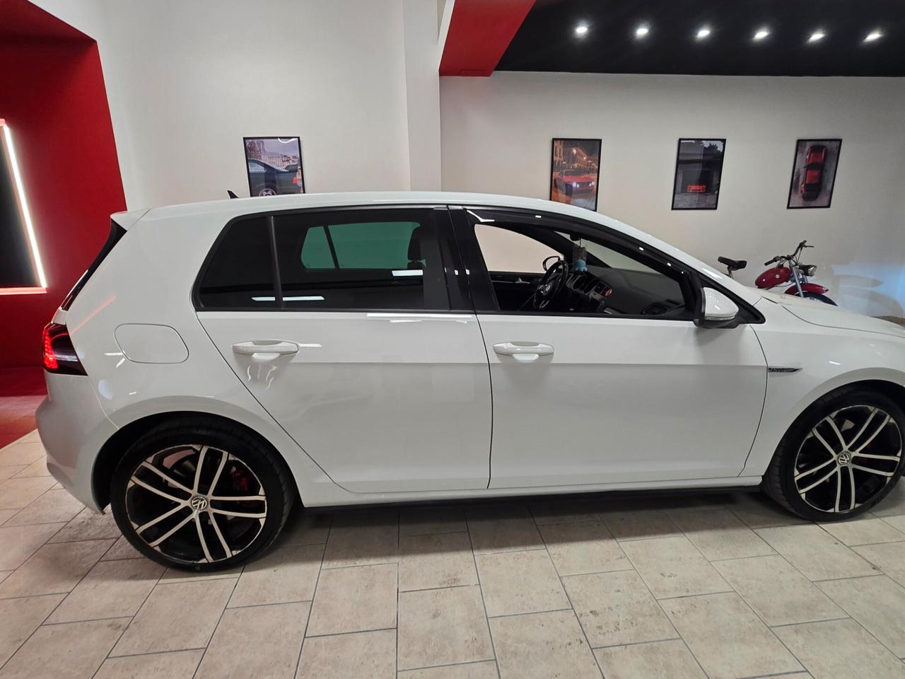 Volkswagen Golf GTD 2.0 TDI 5p. BlueMotion Technology