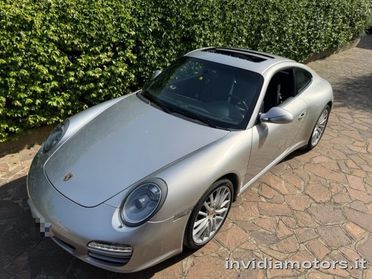 PORSCHE 997 Carrera 4 Coupé MANUAL GEAR