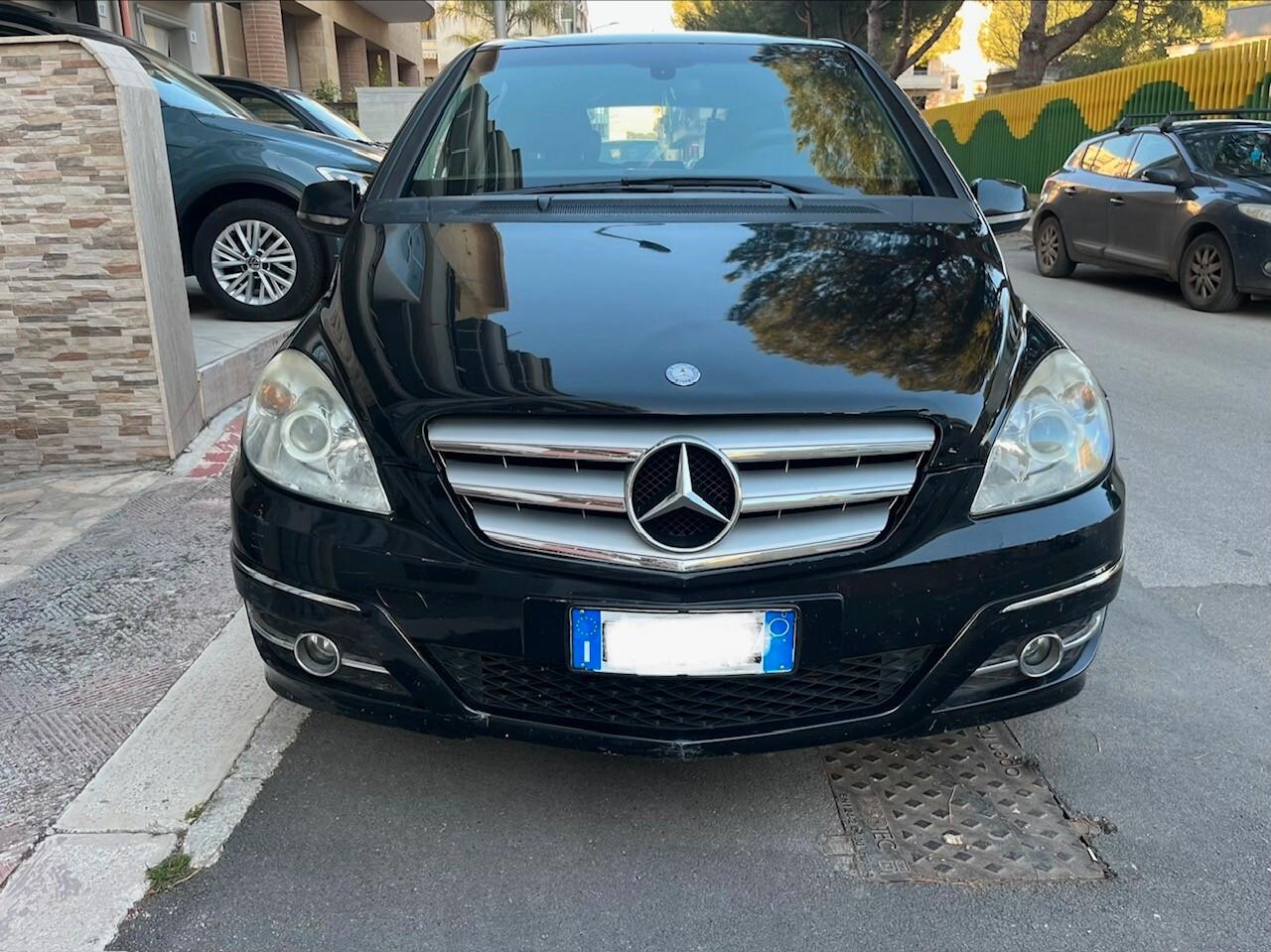 Mercedes-benz B 200 CDI Premium