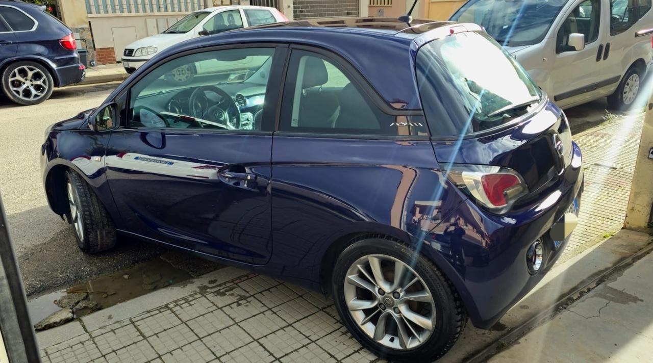Opel Adam 1.2 70 CV White/Black Link
