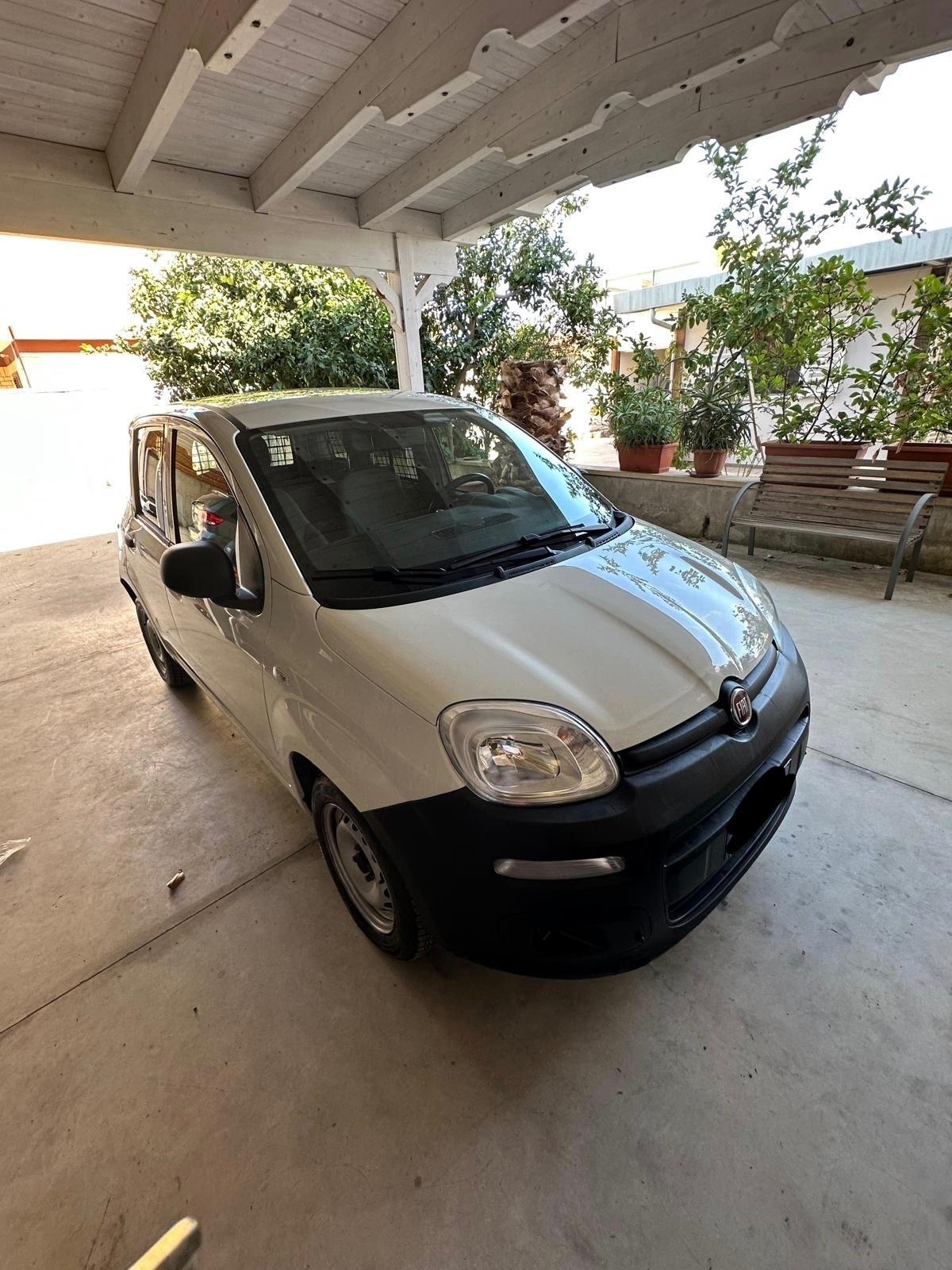 Fiat Panda 1.0 Hybrid Van 2 posti
