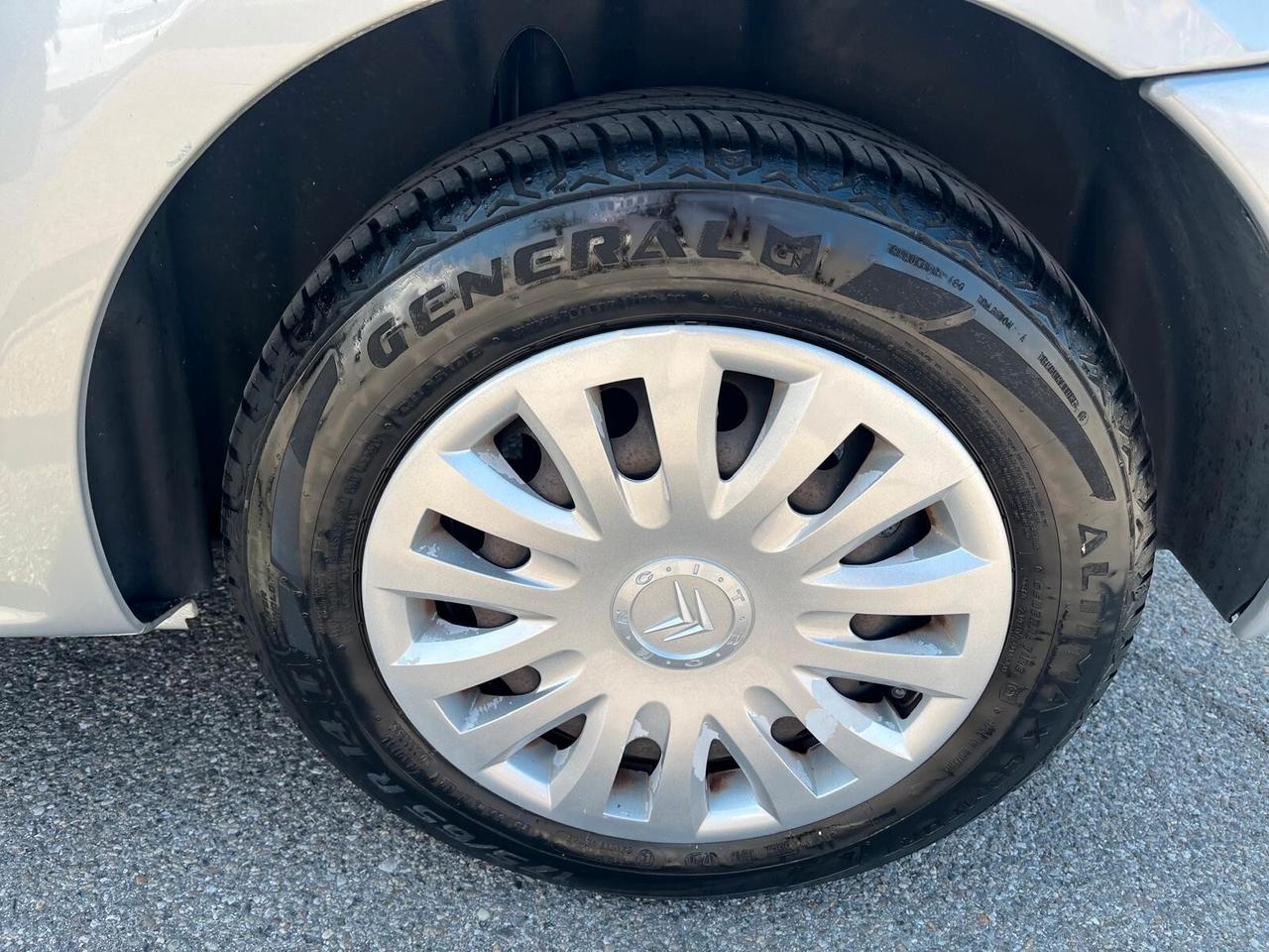 Citroen C2 09 1.4 HDi 70CV air. Perfect Techno **NEOPATENTATI**