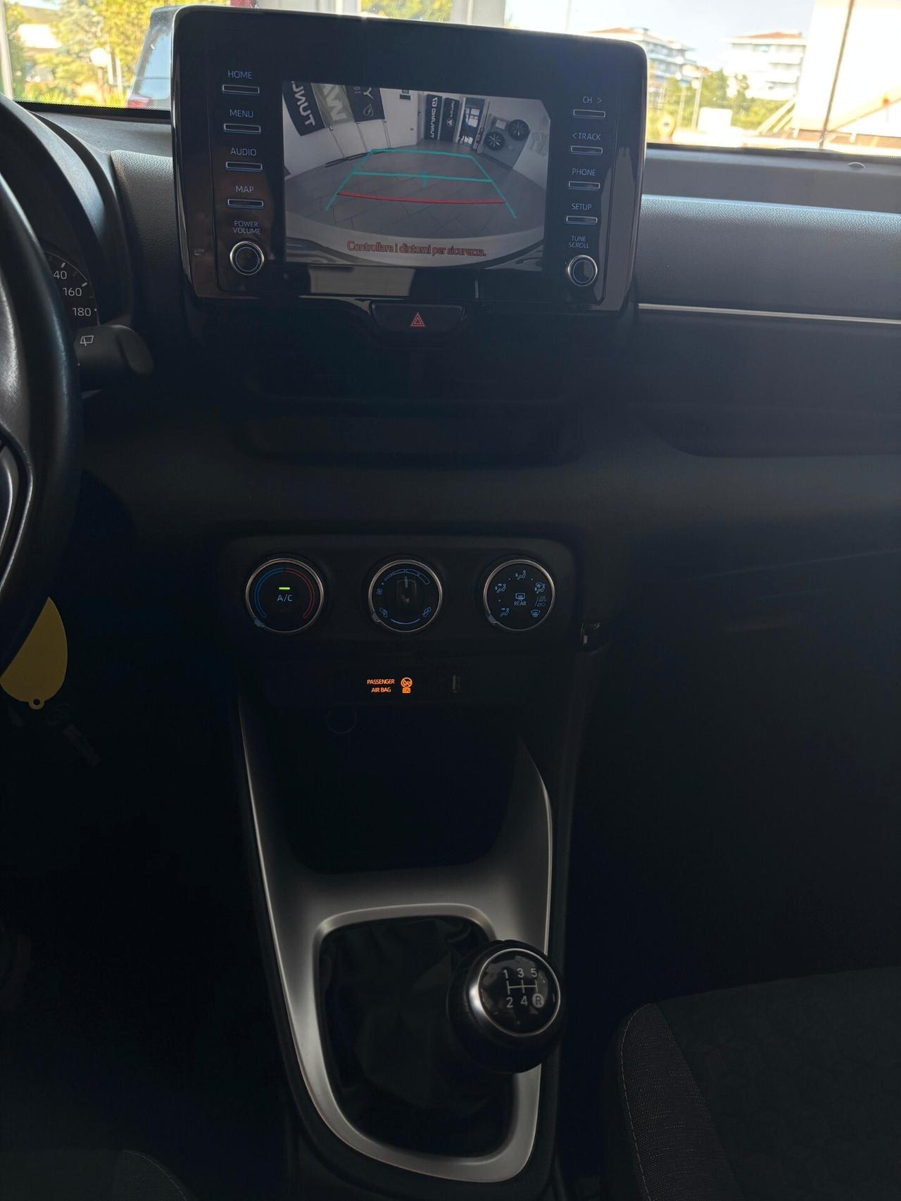 Toyota Yaris 1.0 5 porte Active
