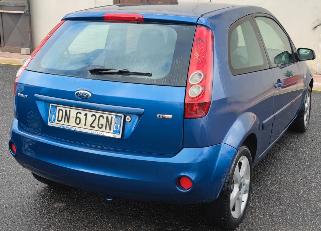 Ford Fiesta 1.4 TDCi 68CV 3 porte