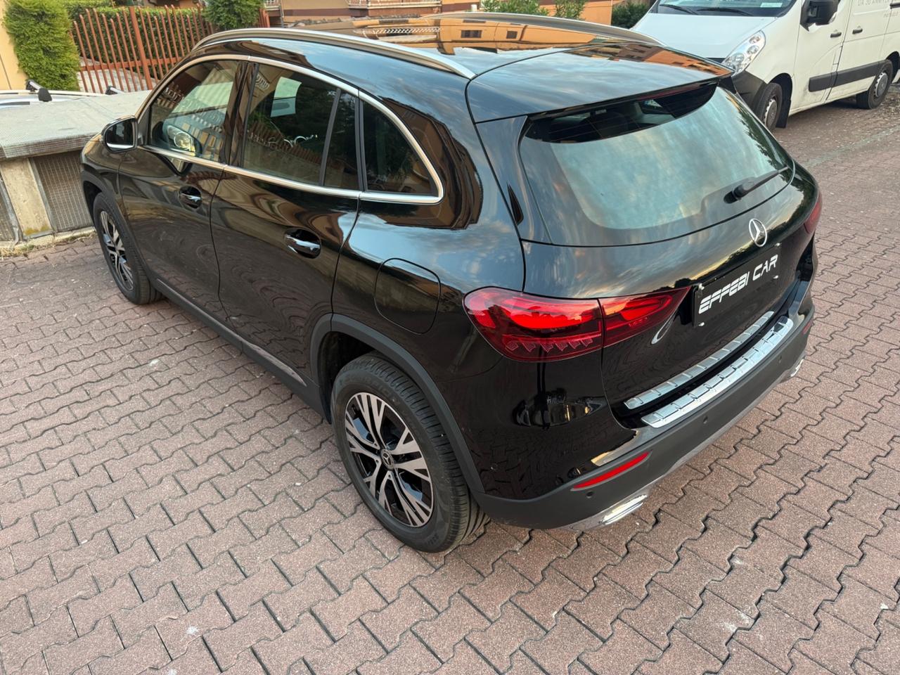 Mercedes-benz GLA 180 Mhev Aut. PARI AL NUOVO - PRONTA CONSEGNA - PREZZO REALE!