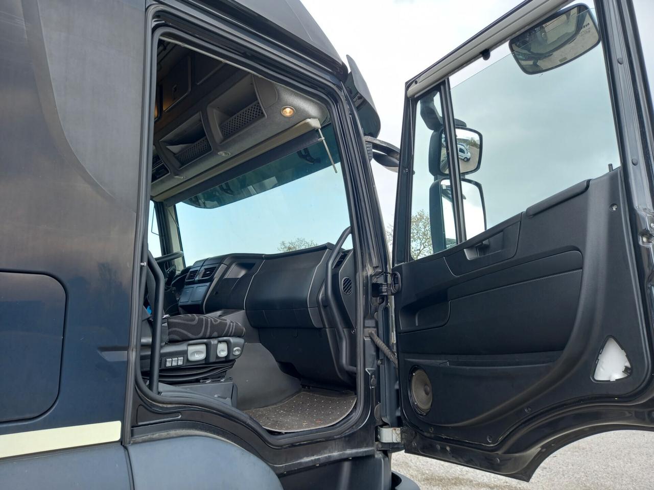 IVECO AT190S42 (C44)