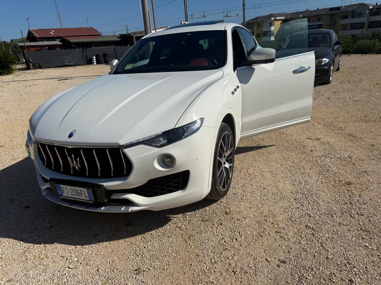 Maserati Levante V6 Diesel 275 CV AUTOCARRO PERMUTE