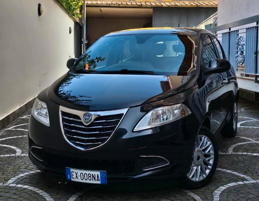 Lancia Ypsilon 1.2 69 CV 5 porte GPL Ecochic Elefantino