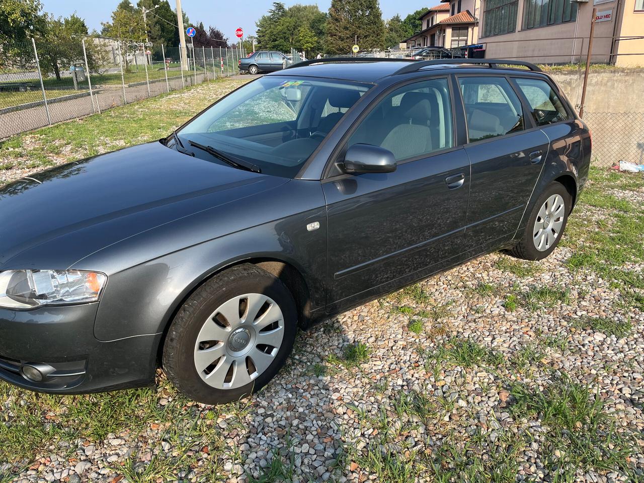 Audi A4 1.9 TDI 2008 - Si Permuta