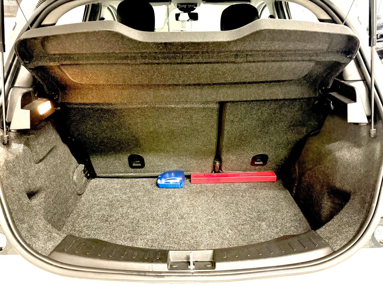 Lancia Ypsilon 1.2 69 CV 5 porte Gold