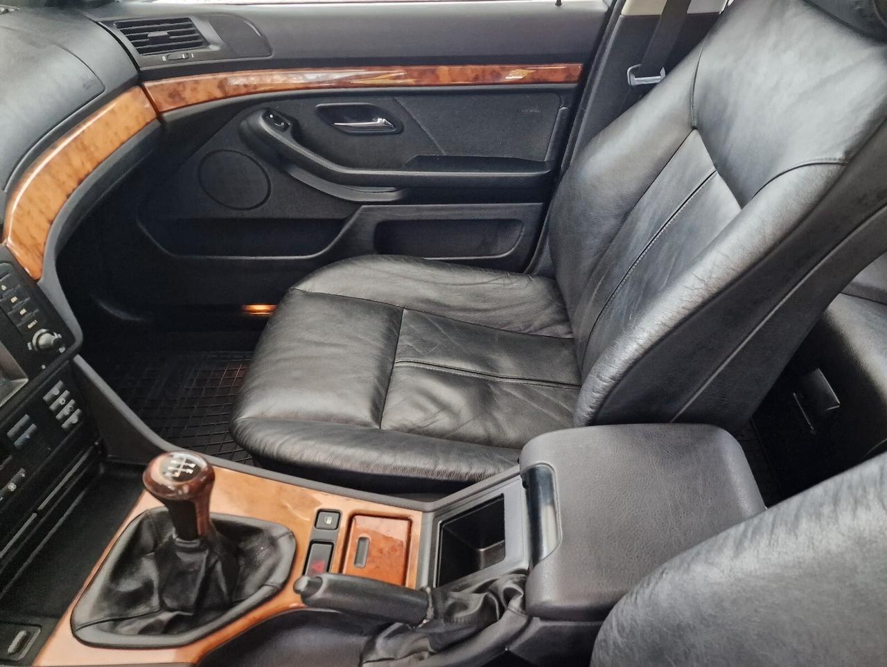 Bmw 525 525tds turbodiesel cat Touring Attiva