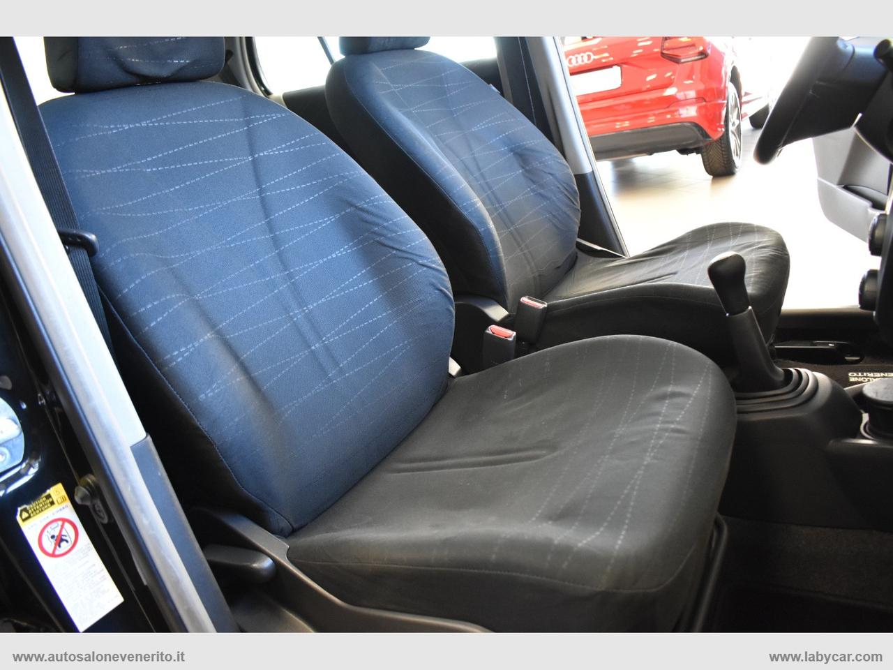 TOYOTA Yaris 1.4 D-4D 5p. Sol