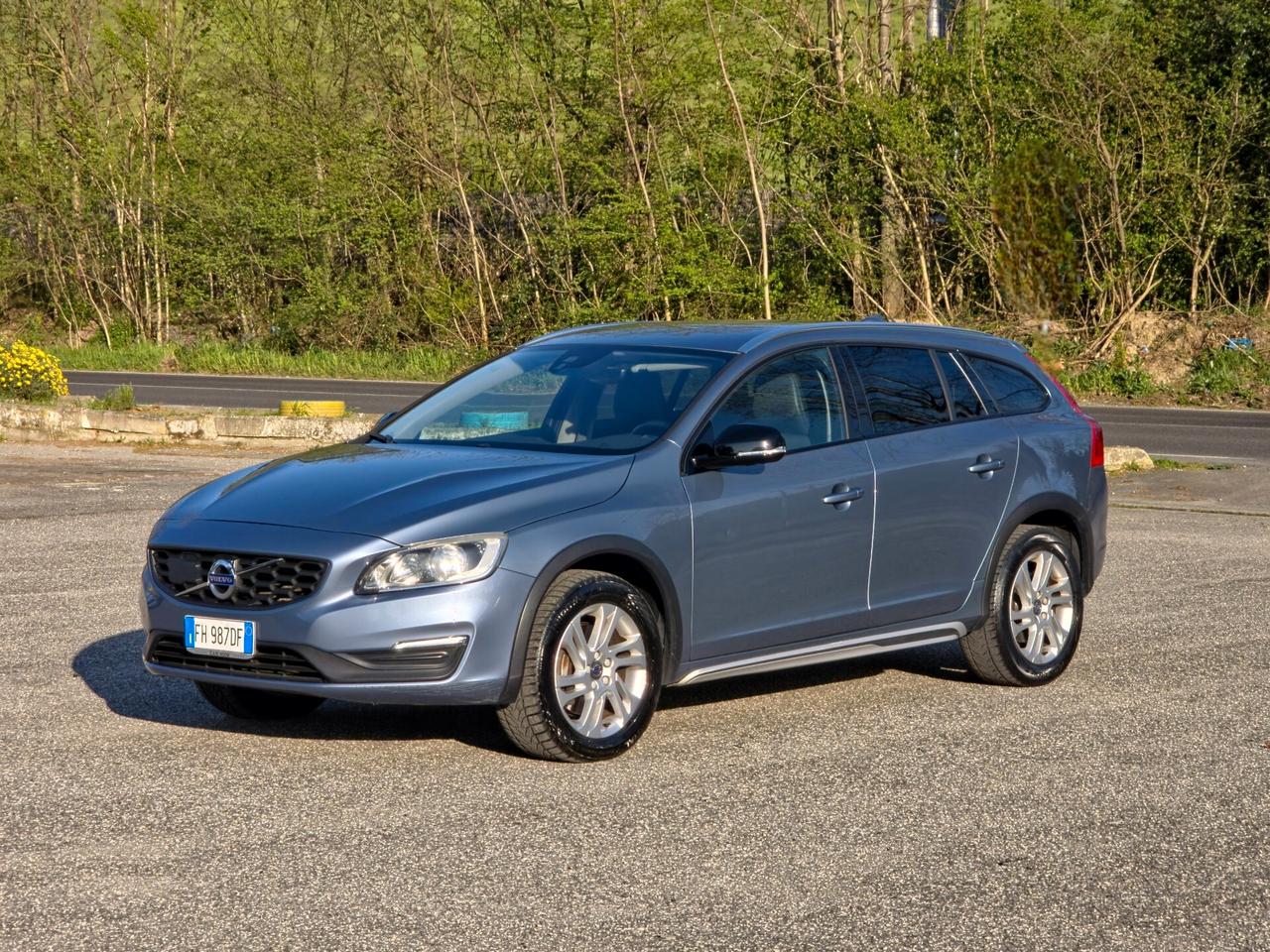 Volvo V60 Cross Country CV-150 D3 Geartronic Summum 2017-E6 Automatico