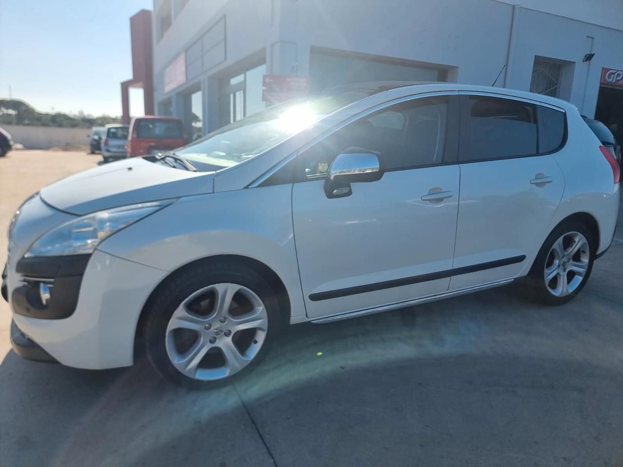 Peugeot 3008 2.0 HDi 150CV Allure