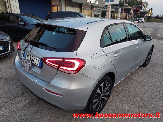 MERCEDES-BENZ A 250 e hybrid EQ Business Plug In Hybrid