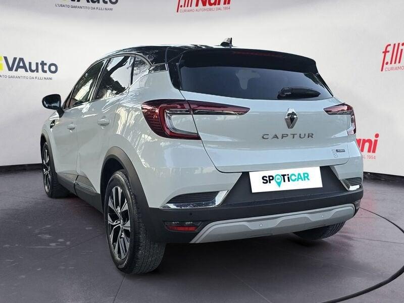 Renault Captur E-Tech hybrid 1.6 E-TECH HEV 145 TECHNO AUTO