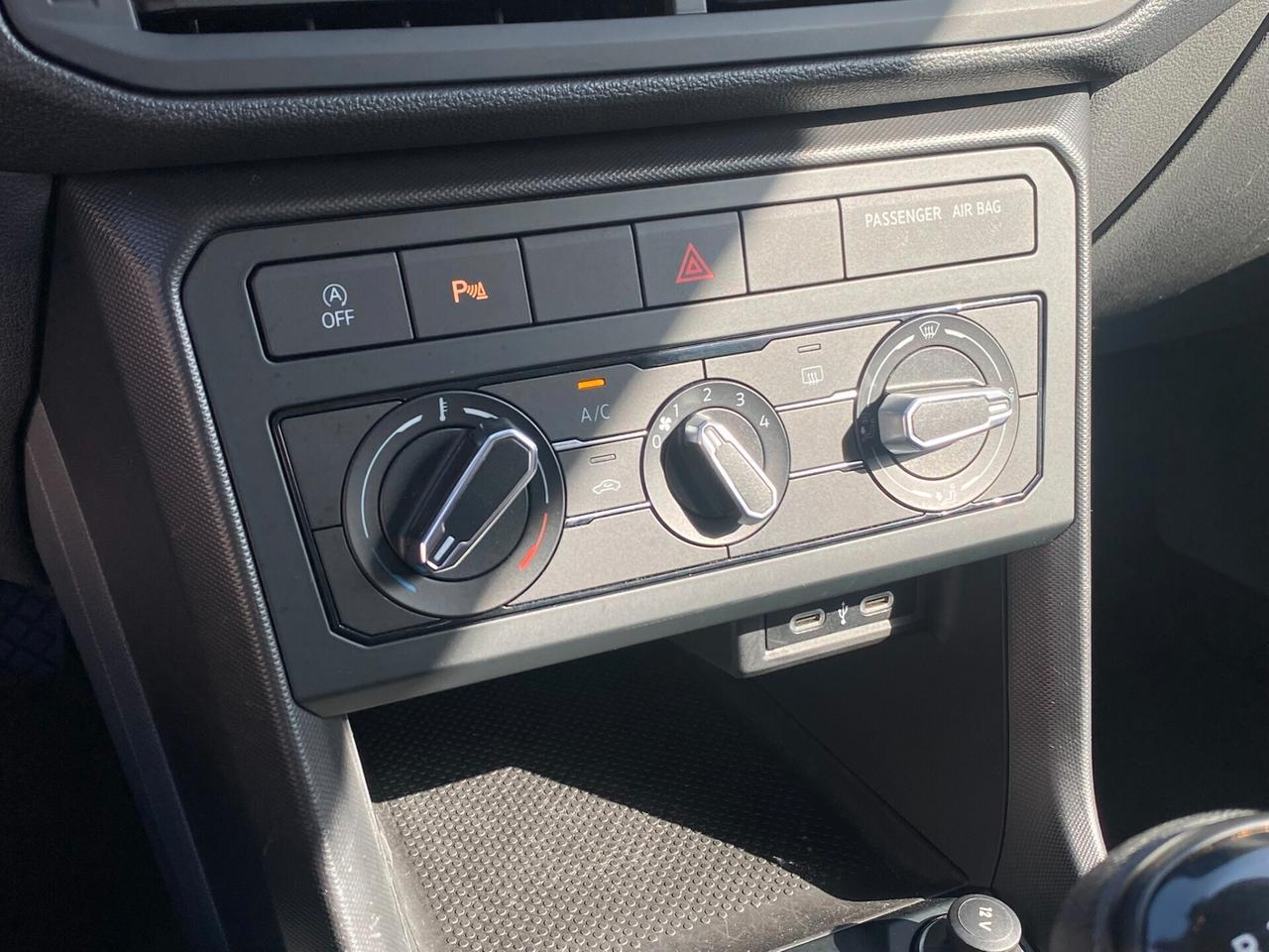 Volkswagen T-Cross Urban 1.0 TSI 95CV