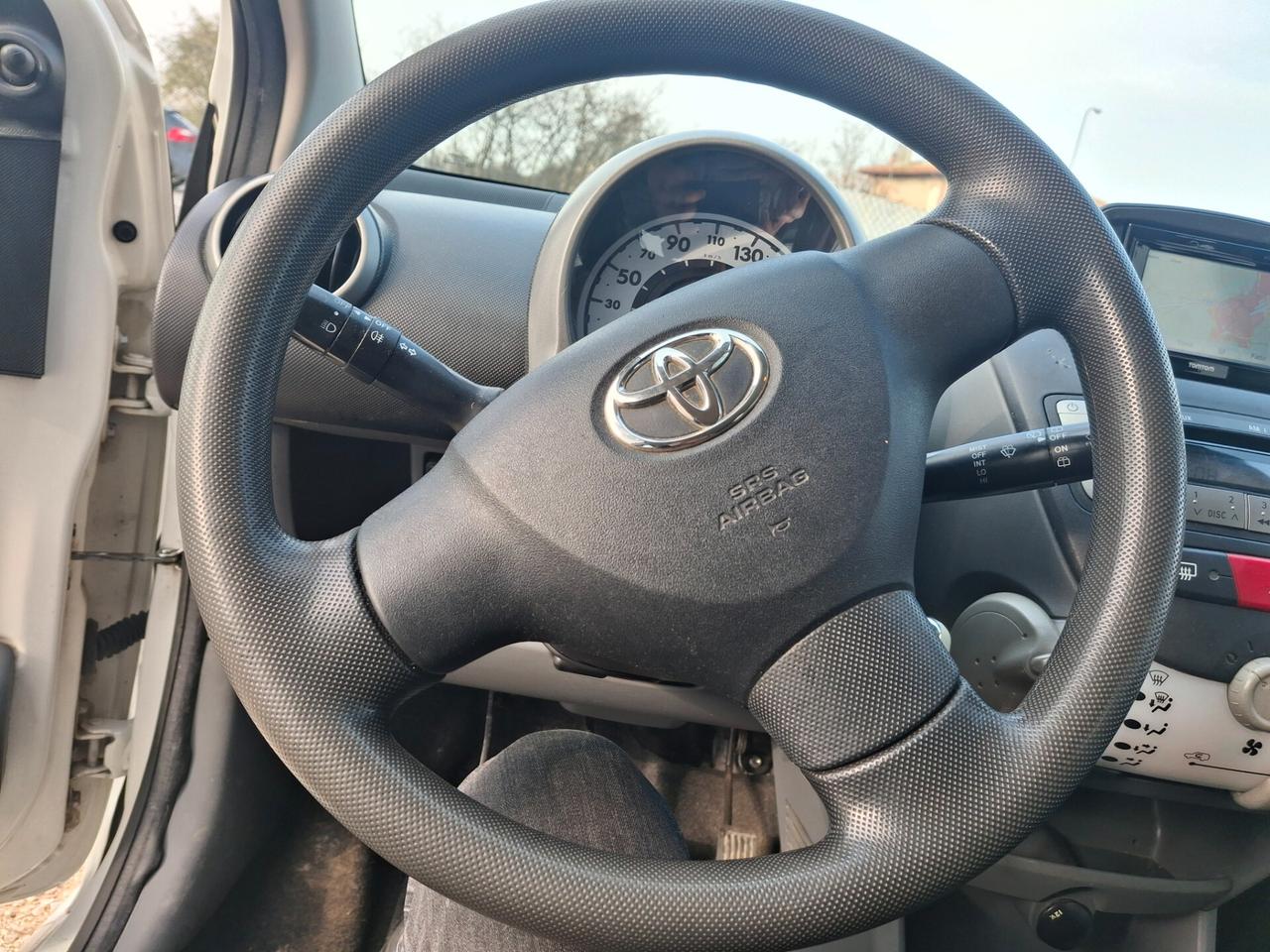 Toyota Aygo 1.0 12V VVT-i 5 porte Now Connect