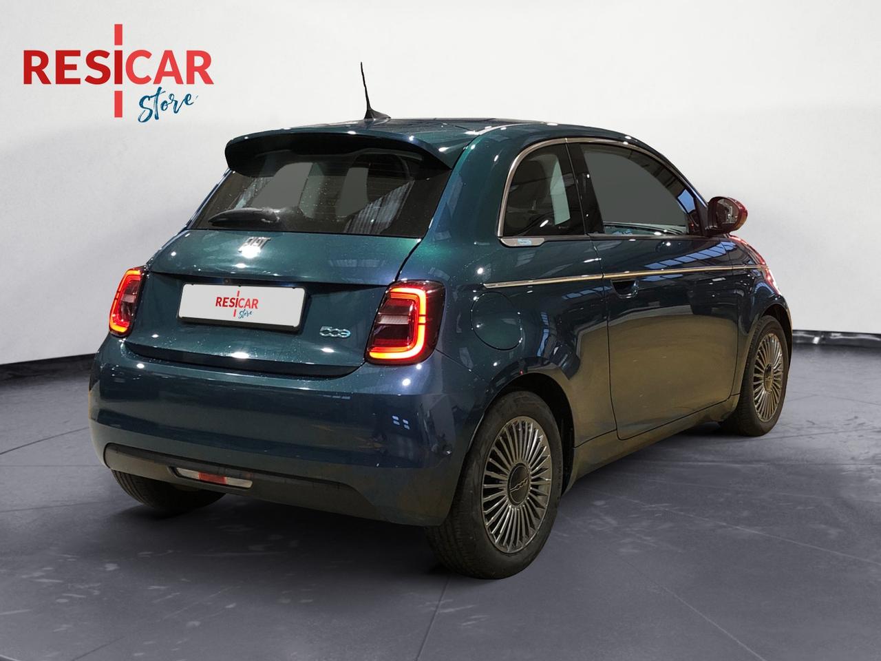 FIAT 500e 42 kWh La Prima