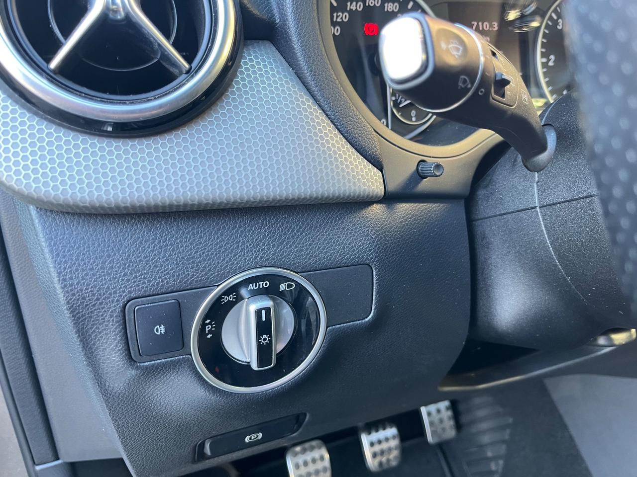 Mercedes-benz B 180 CDI — PREMIUM — 2012