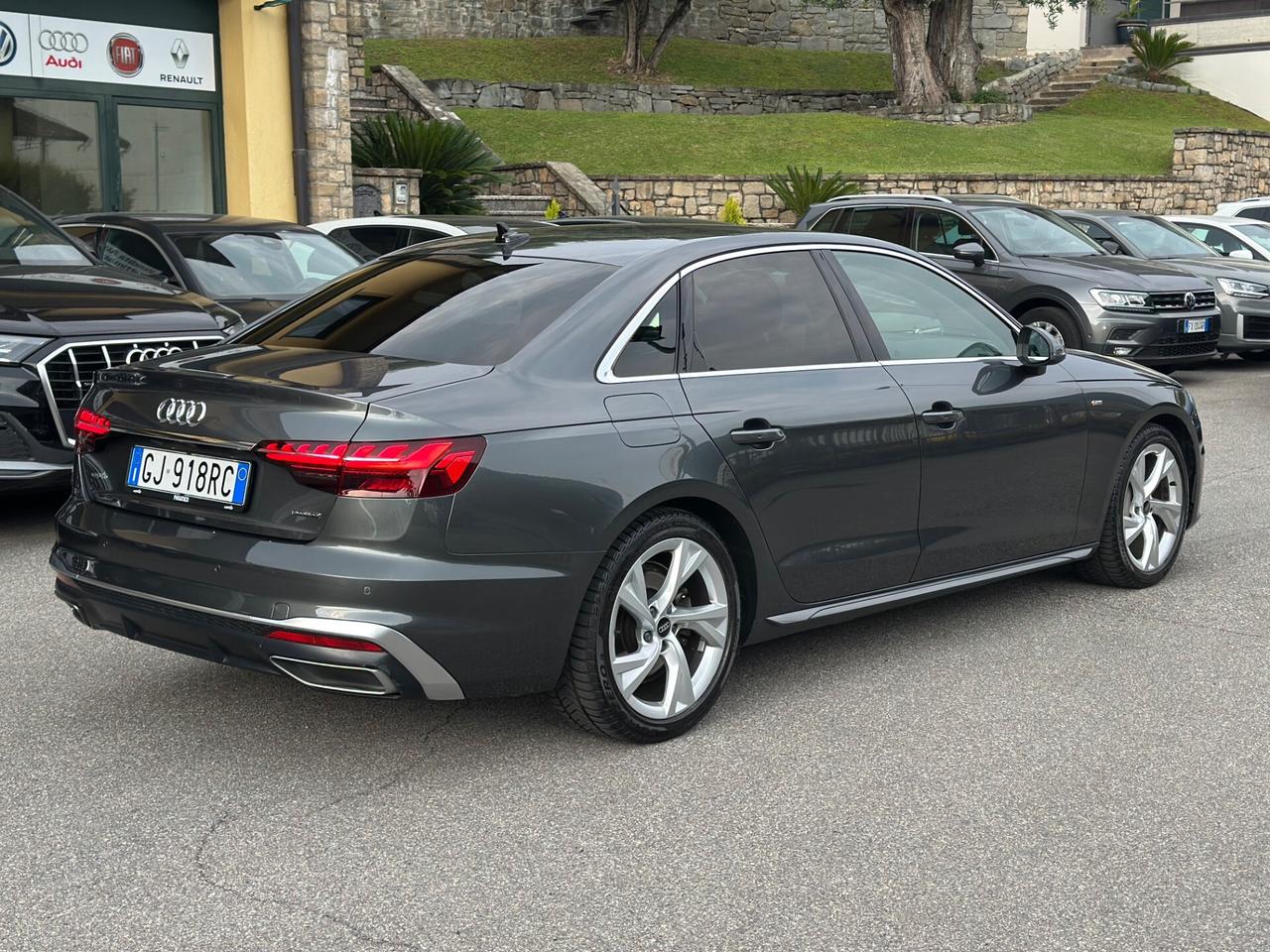 Audi A4 40 TDI S tronic S line edition