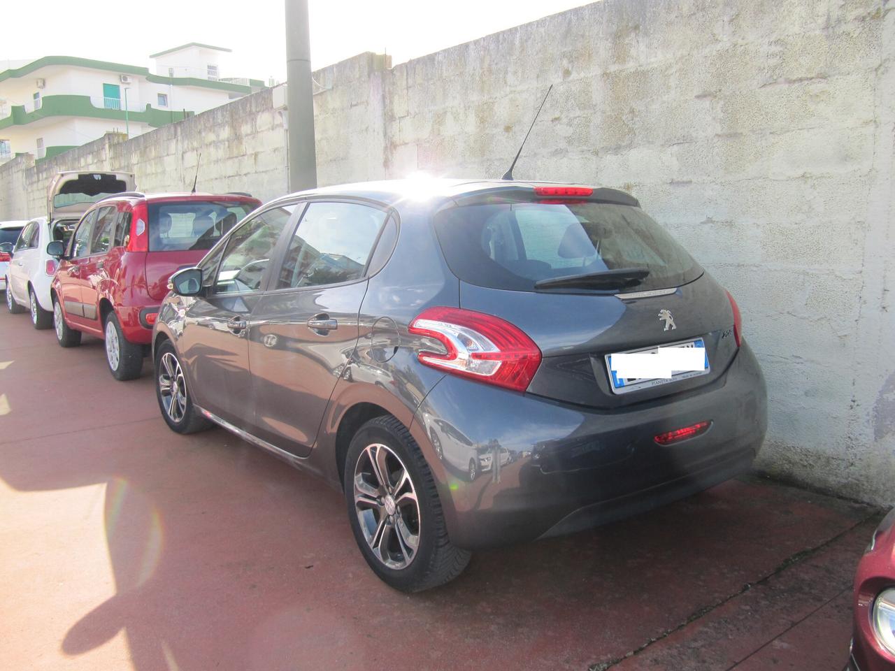 Peugeot 208 1.4 HDi 68 CV 5 porte Allure - 2015