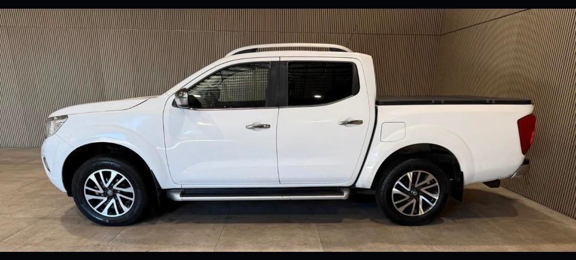 Nissan Navara 2.3 dCi 190 CV 7AT 4WD Double Cab N-Connecta